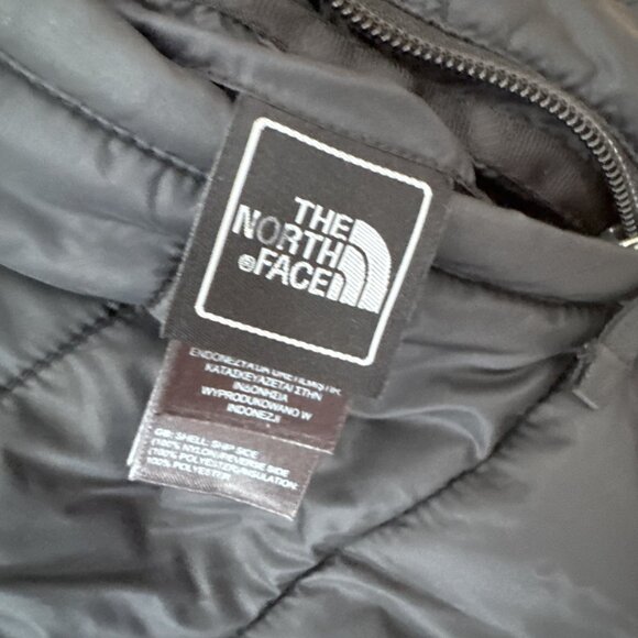 The North Face Puffer Vest Reversible Boys Size XL - Picture 4 of 6